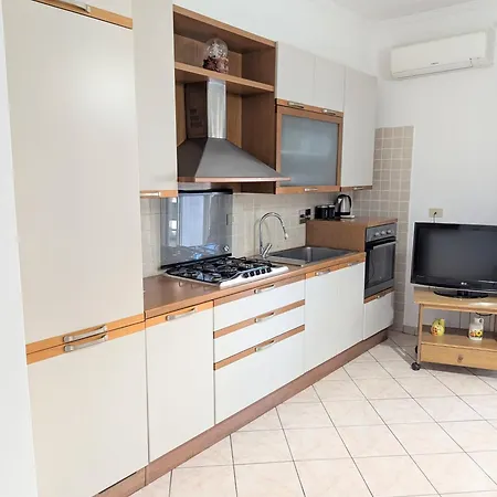 Al Litorale Apartman *